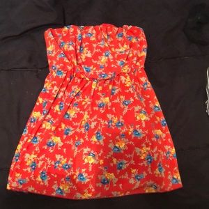Strapless orange floral shirt